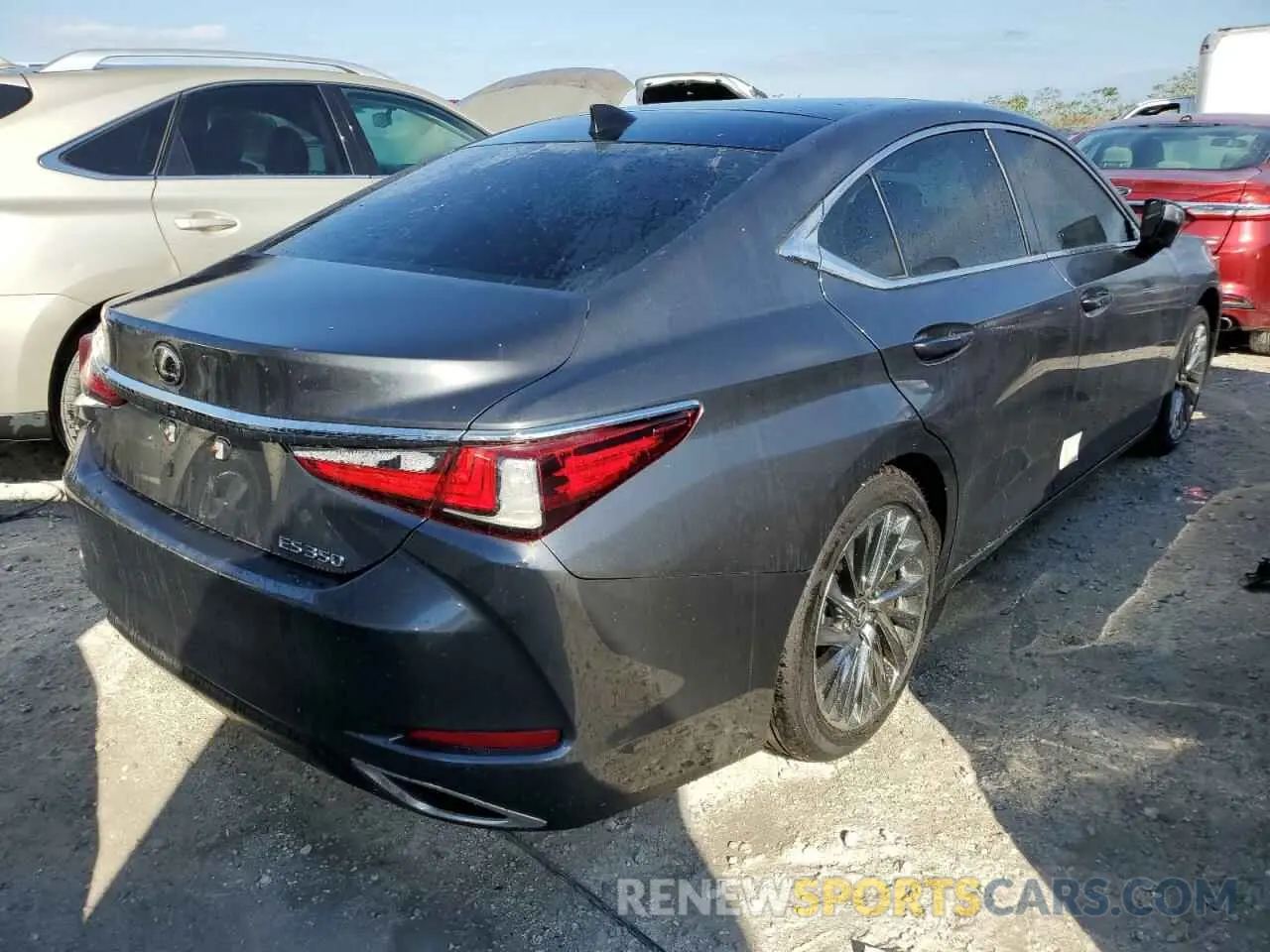 3 Photograph of a damaged car 58AEZ1B13RU180415 LEXUS ES350 2024