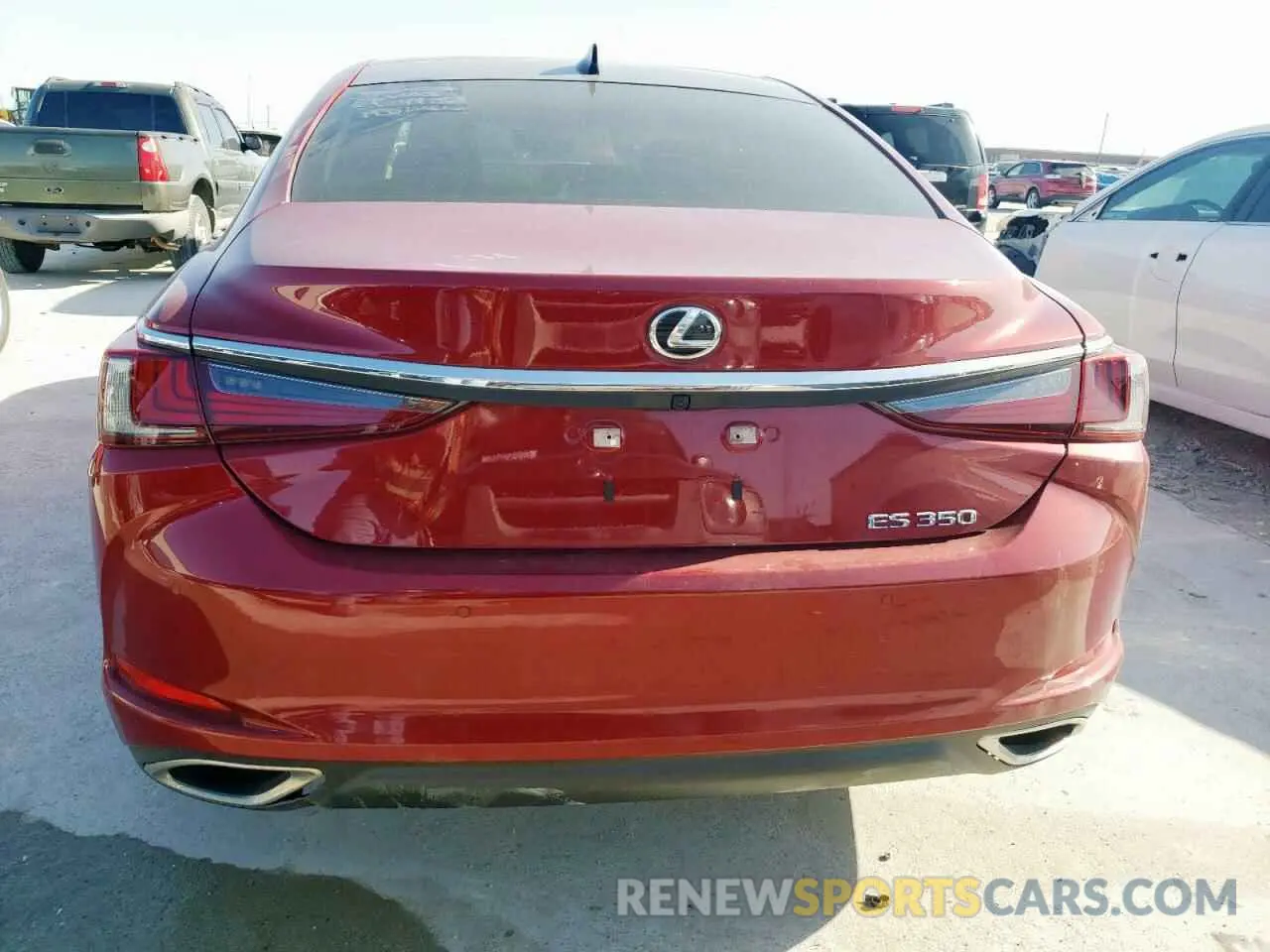 6 Photograph of a damaged car 58AEZ1B1XRU179116 LEXUS ES350 2024