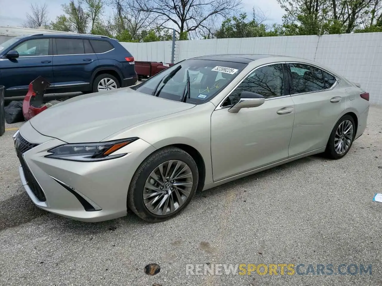 1 Photograph of a damaged car 58AFZ1B14RU161411 LEXUS ES350 2024