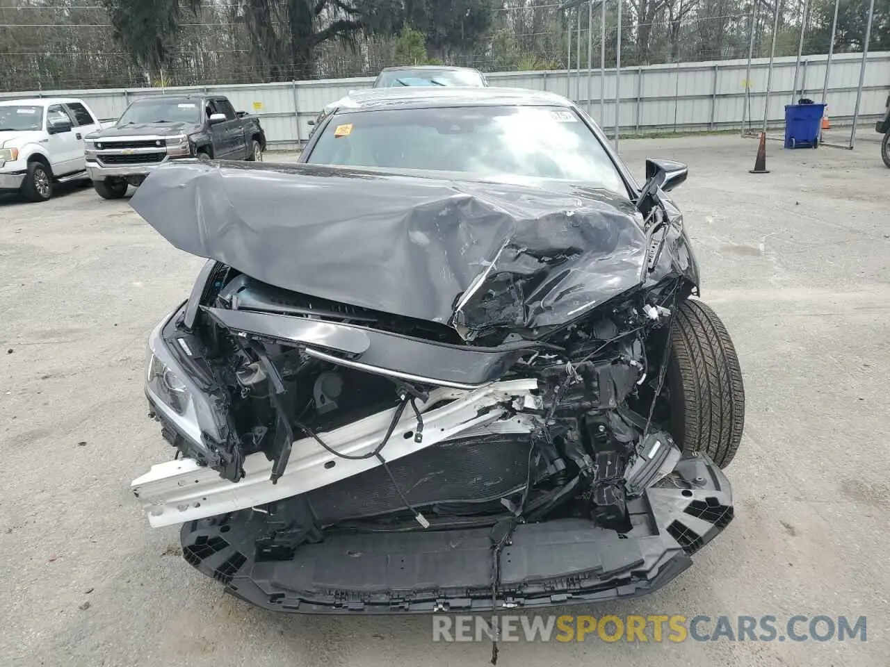 5 Photograph of a damaged car 58AEZ1B11SU185778 LEXUS ES350 2025