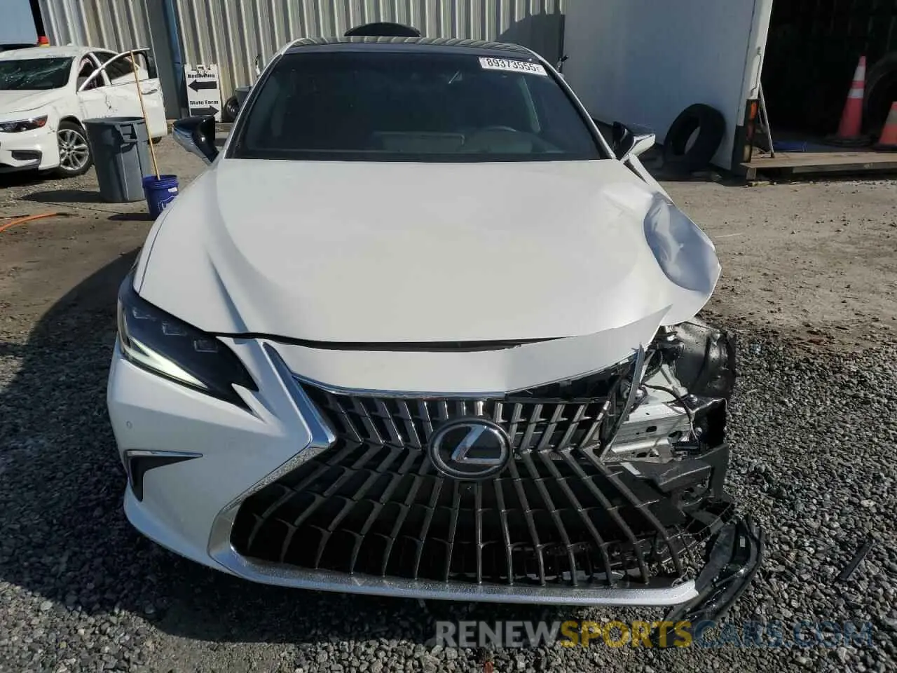 5 Photograph of a damaged car 58AFZ1B1XSU191521 LEXUS ES350 2025