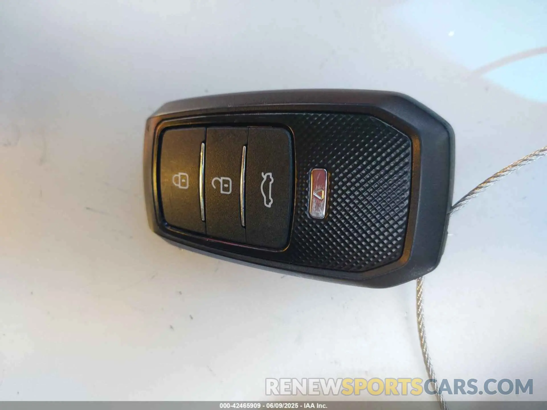 11 Photograph of a damaged car JTHBZ1BL0KA018408 LEXUS GS 350 2019