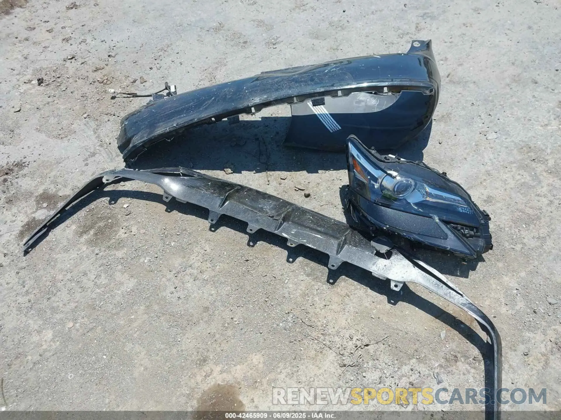 12 Photograph of a damaged car JTHBZ1BL0KA018408 LEXUS GS 350 2019