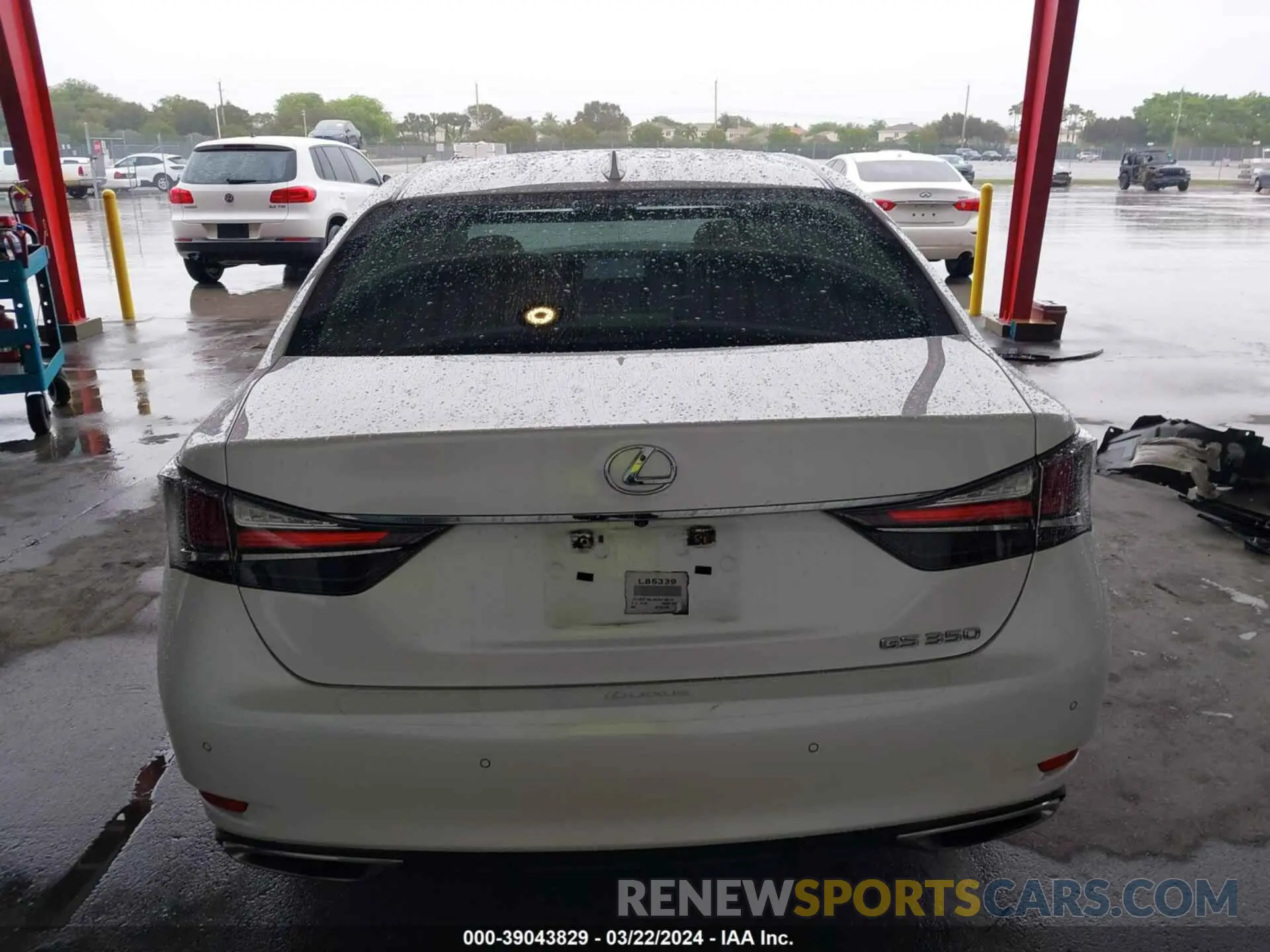 16 Photograph of a damaged car JTHBZ1BL4KA018010 LEXUS GS 350 2019