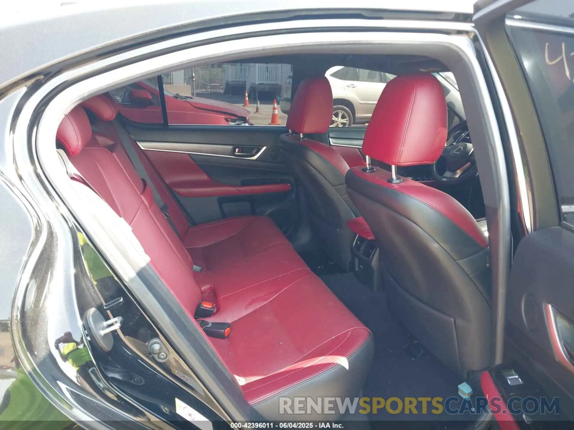 8 Photograph of a damaged car JTHCZ1BL3KA011179 LEXUS GS 350 2019