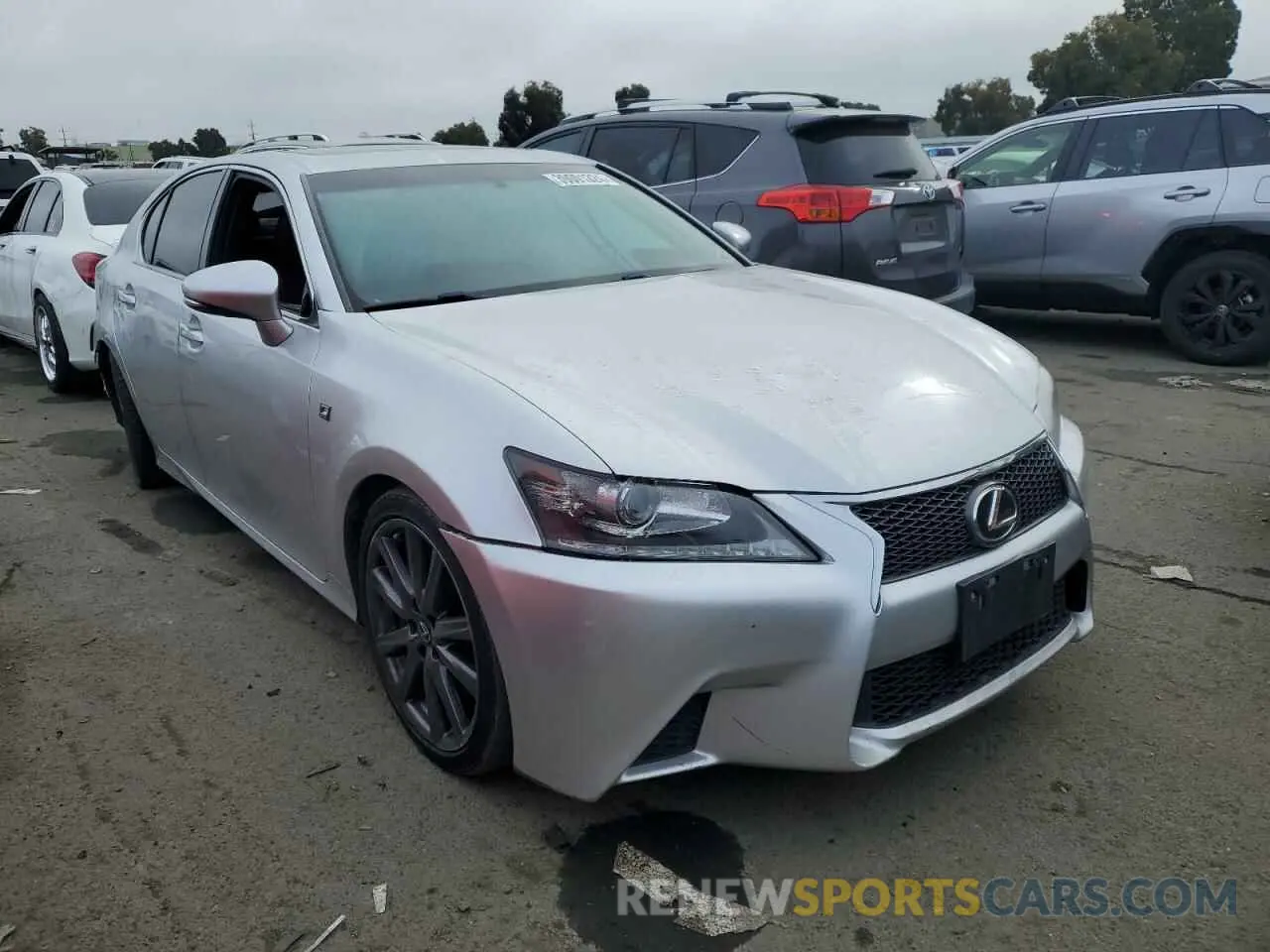 4 Photograph of a damaged car JTHBE1BL5FA016817 LEXUS GS350 2015