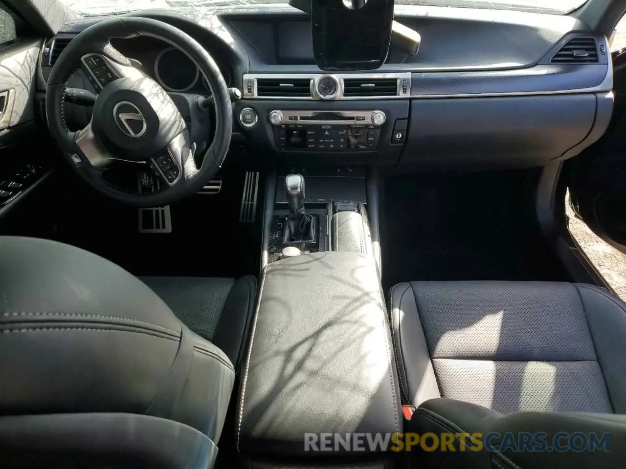 8 Photograph of a damaged car JTHBZ1BL7KA018390 LEXUS GS350 2019