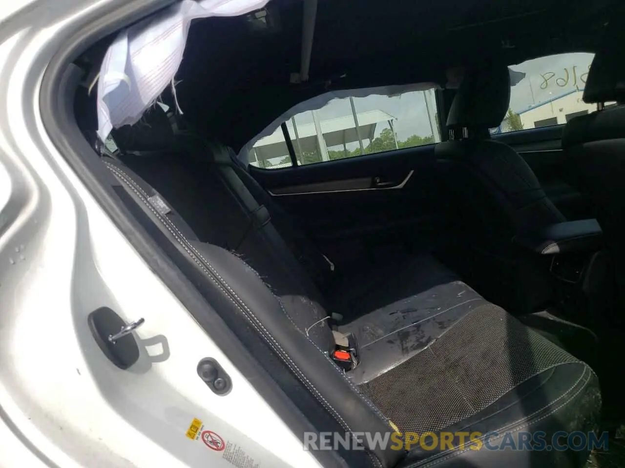 6 Photograph of a damaged car JTHBZ1BL8KA017037 LEXUS GS350 2019