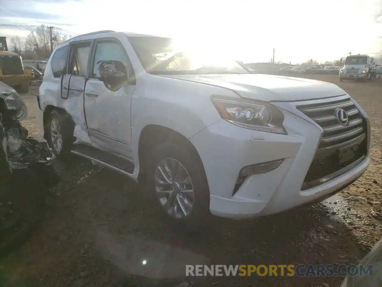 1 Photograph of a damaged car JTJBM7FX0K5215567 LEXUS GX 2019