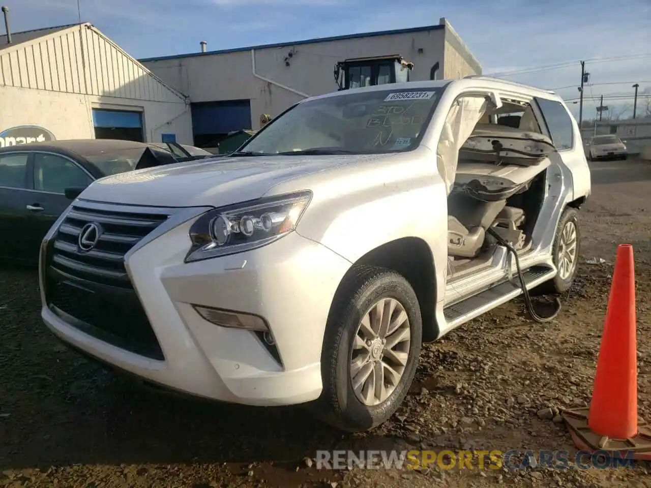 2 Photograph of a damaged car JTJBM7FX0K5215567 LEXUS GX 2019