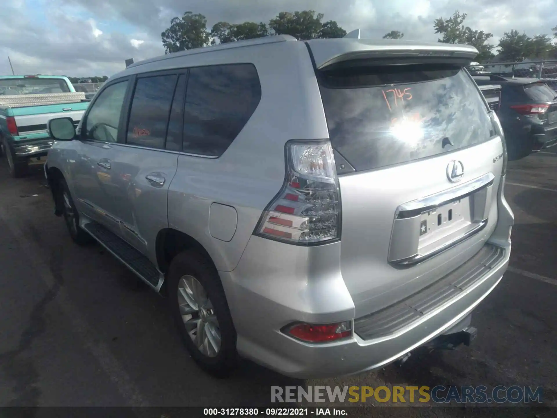 3 Photograph of a damaged car JTJBM7FX0K5217447 LEXUS GX 2019