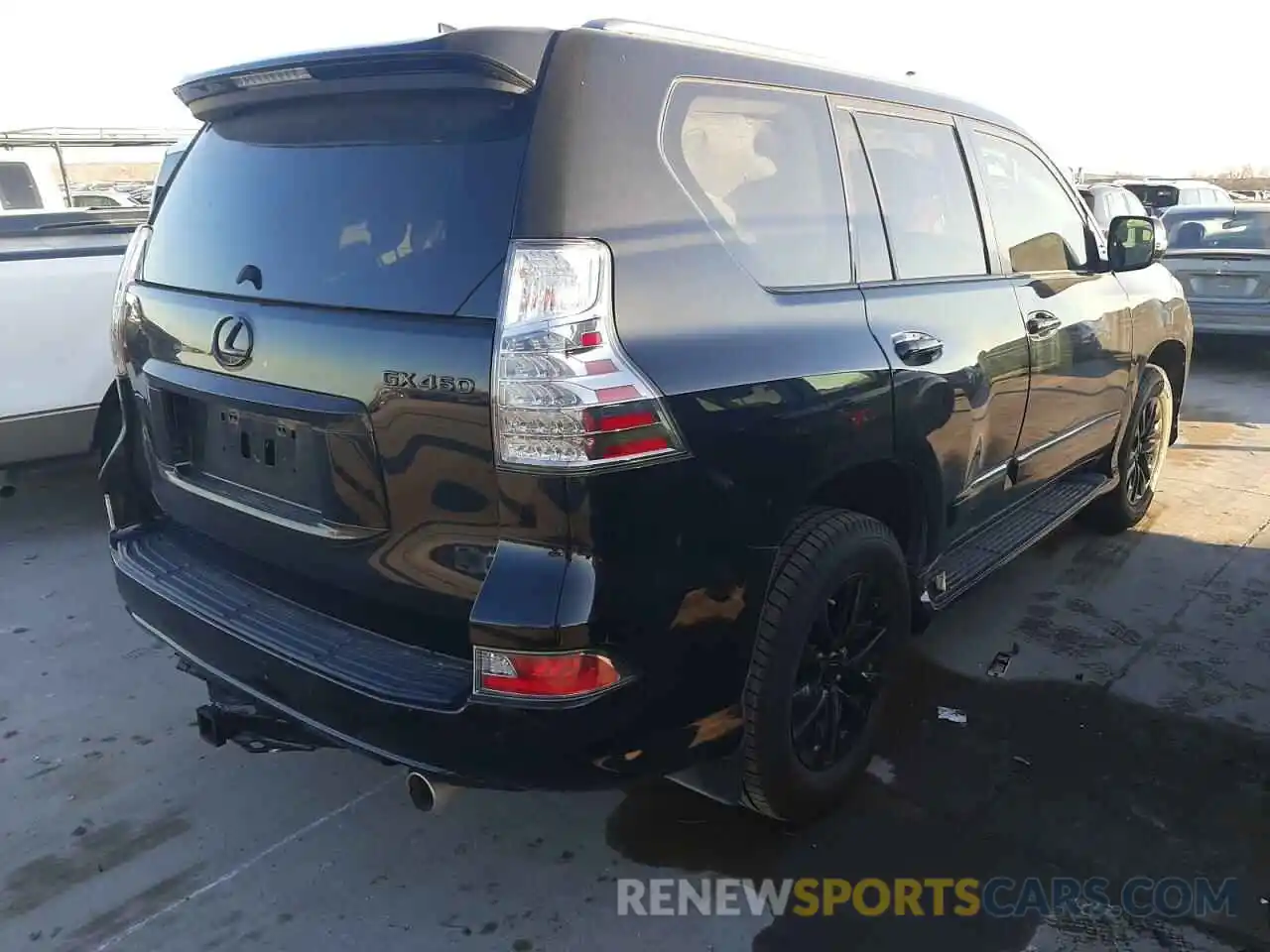 4 Photograph of a damaged car JTJBM7FX0K5224740 LEXUS GX 2019