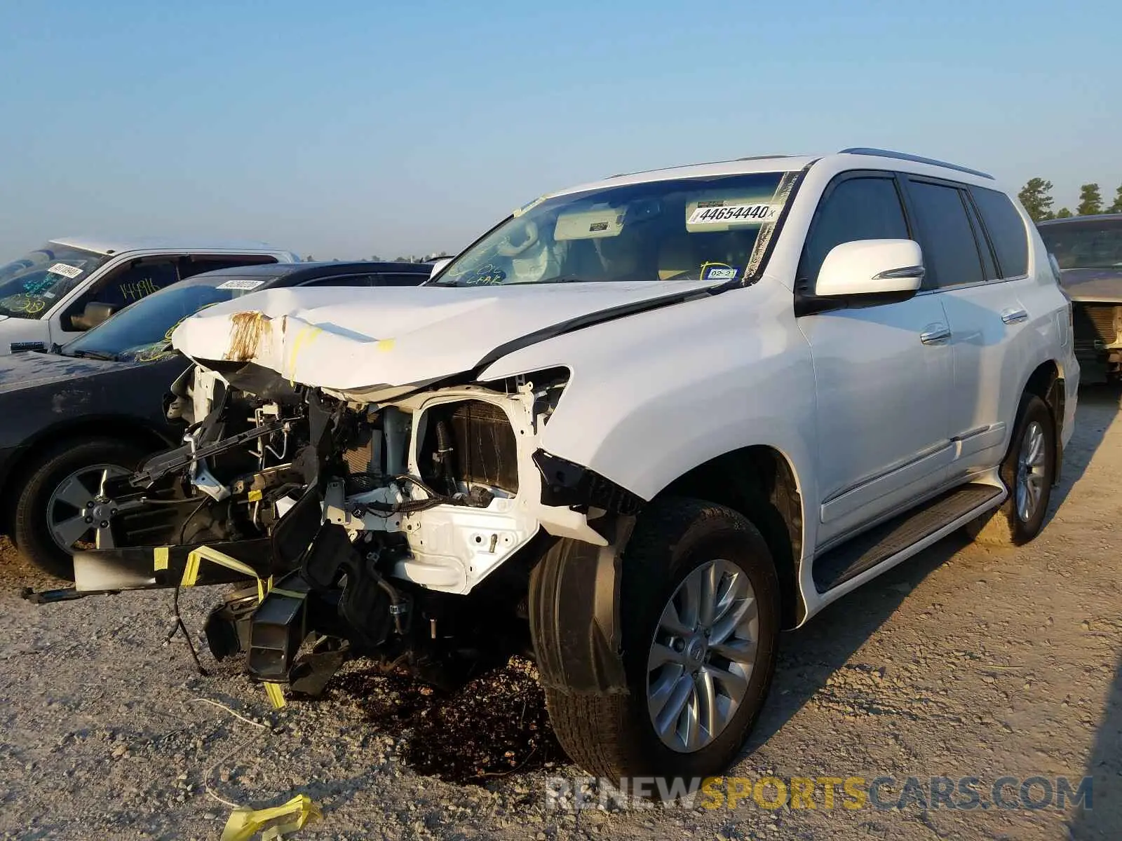 2 Photograph of a damaged car JTJBM7FX1K5213844 LEXUS GX 2019