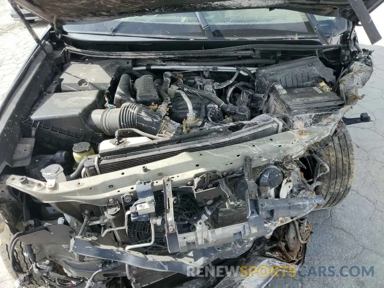 12 Photograph of a damaged car JTJBM7FX1K5237724 LEXUS GX 2019