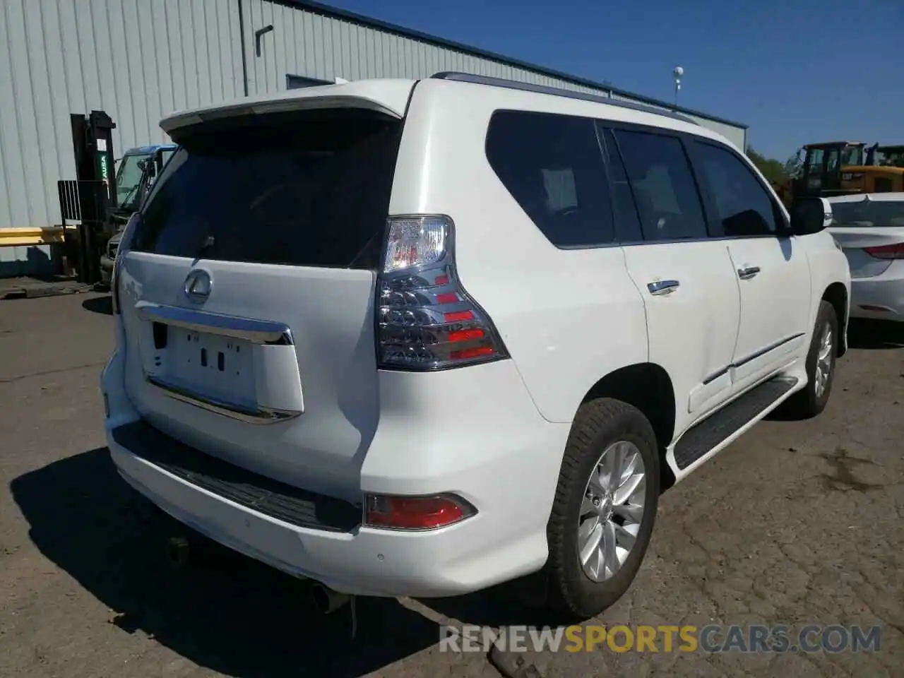 4 Photograph of a damaged car JTJBM7FX2K5225758 LEXUS GX 2019