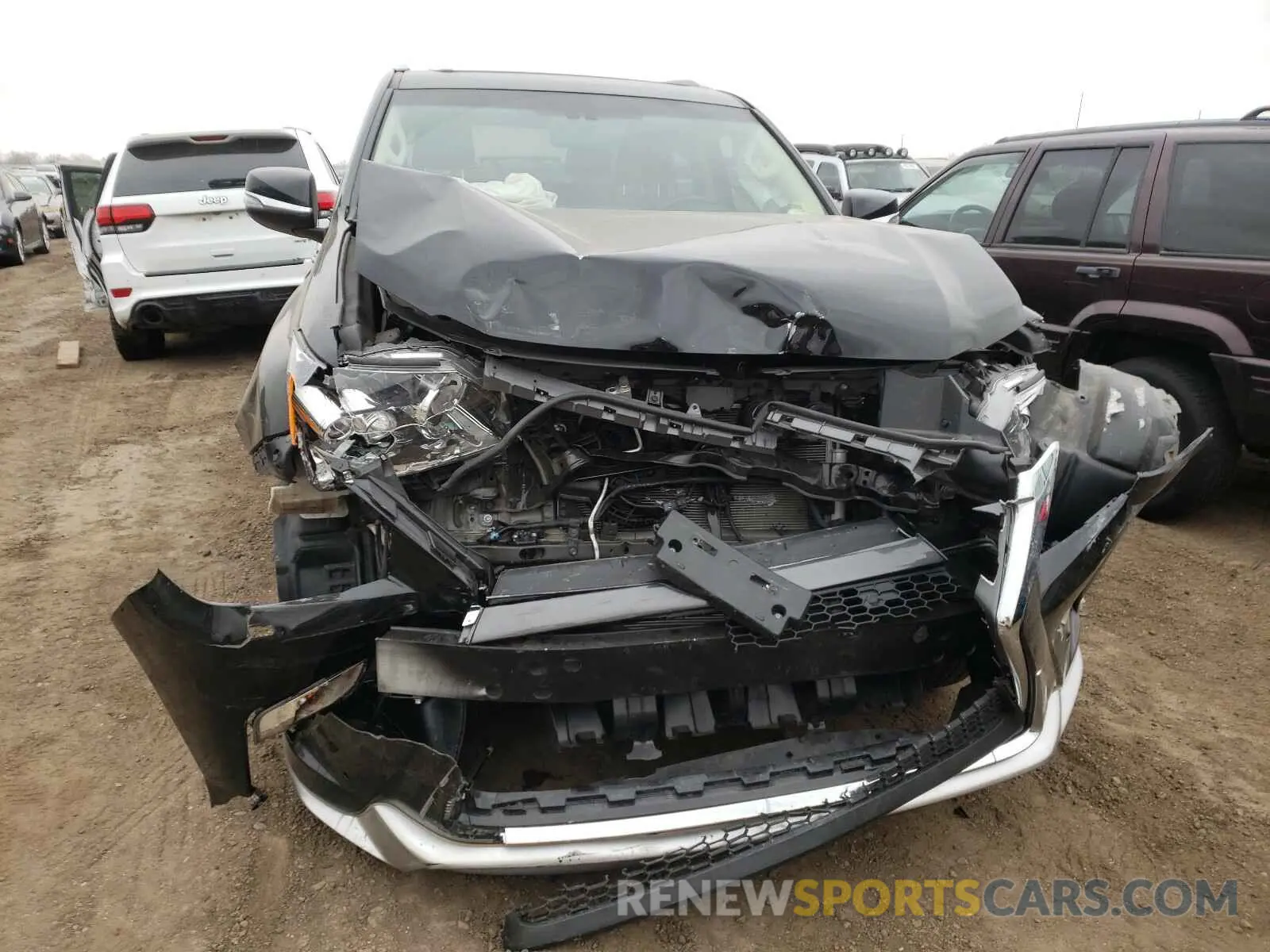 9 Photograph of a damaged car JTJBM7FX2K5233343 LEXUS GX 2019