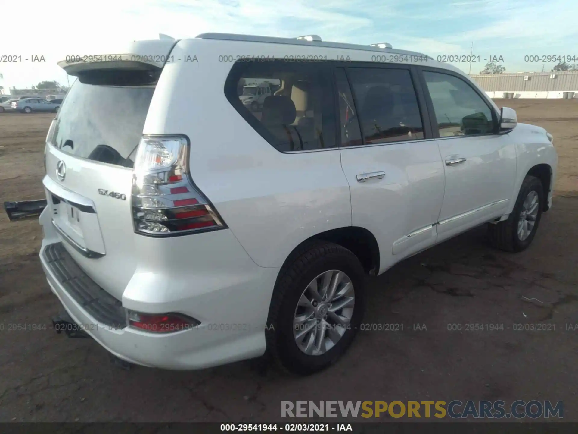 4 Photograph of a damaged car JTJBM7FX3K5217121 LEXUS GX 2019