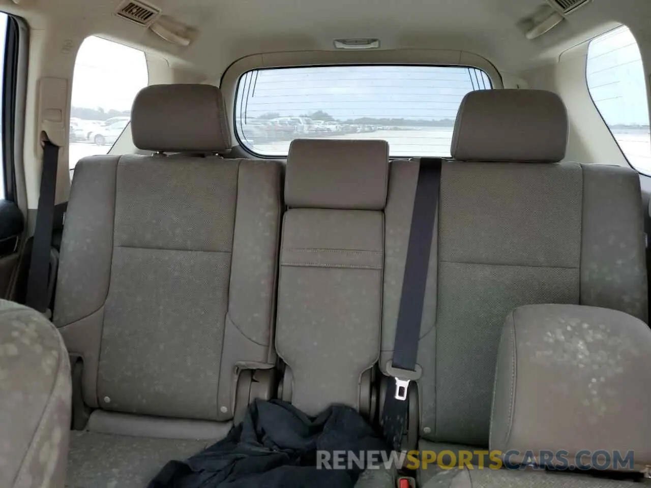 10 Photograph of a damaged car JTJBM7FX3K5217572 LEXUS GX 2019