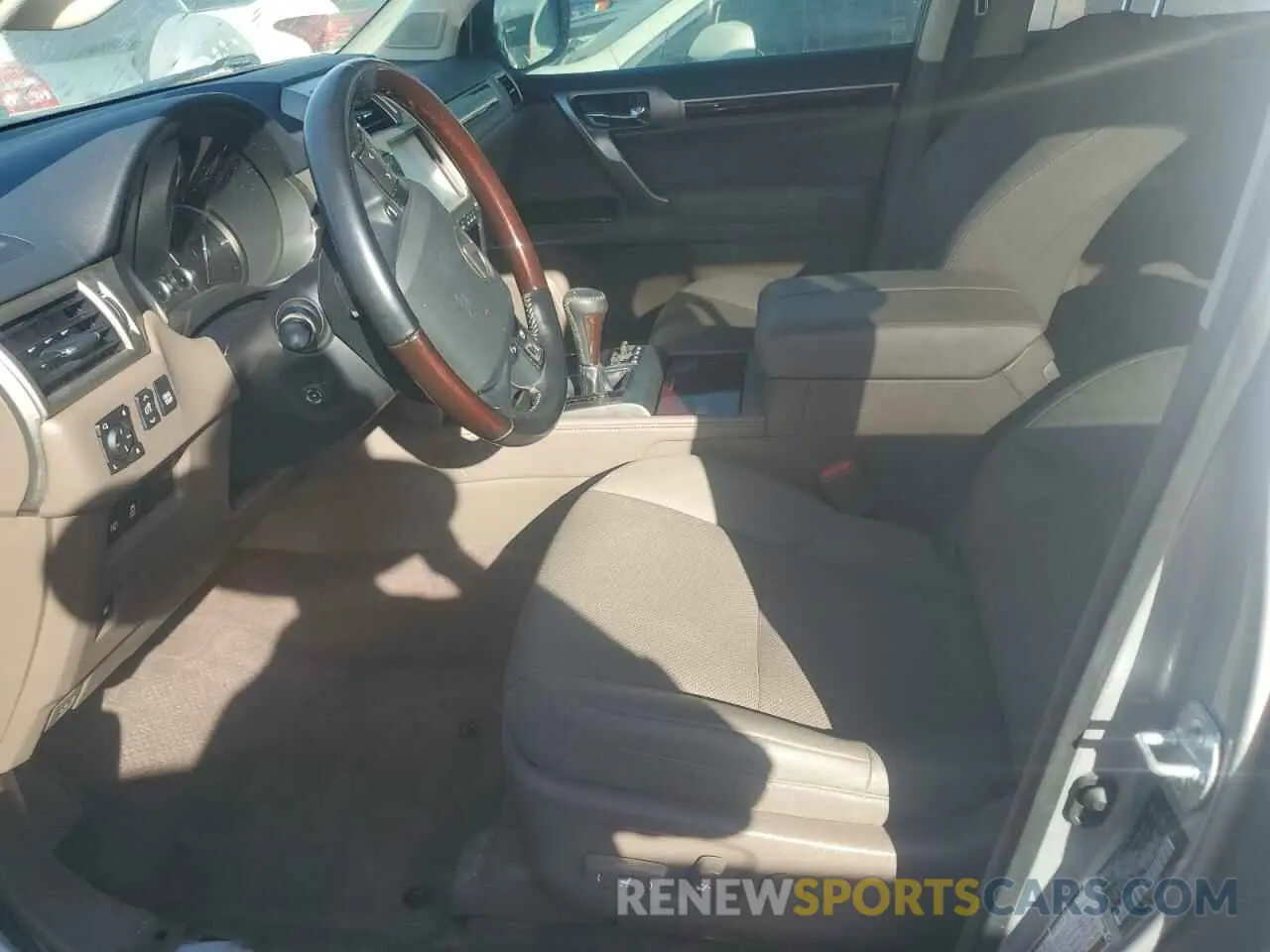7 Photograph of a damaged car JTJBM7FX3K5217572 LEXUS GX 2019