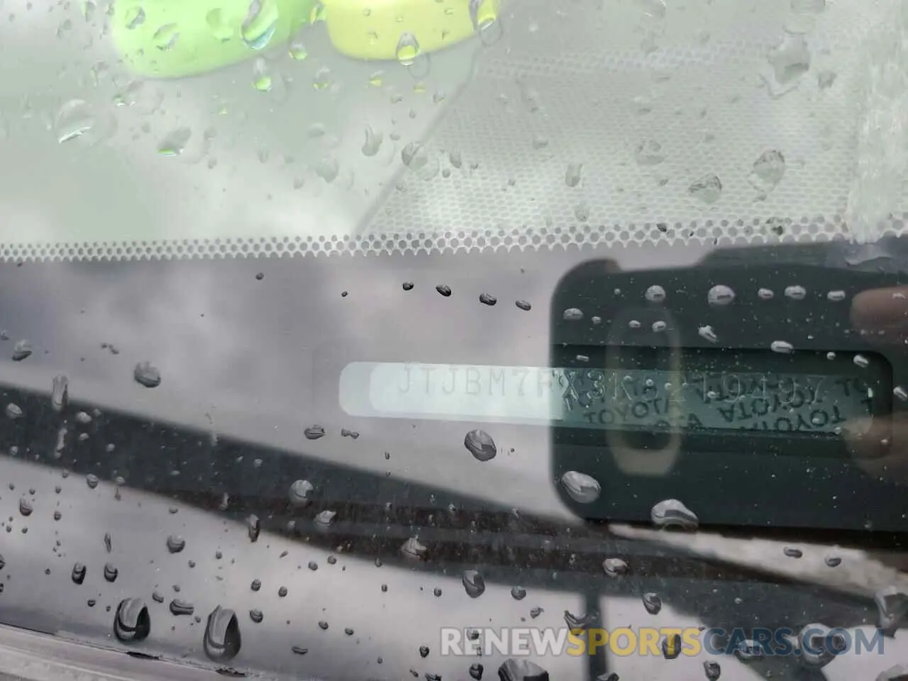 13 Photograph of a damaged car JTJBM7FX3K5219497 LEXUS GX 2019