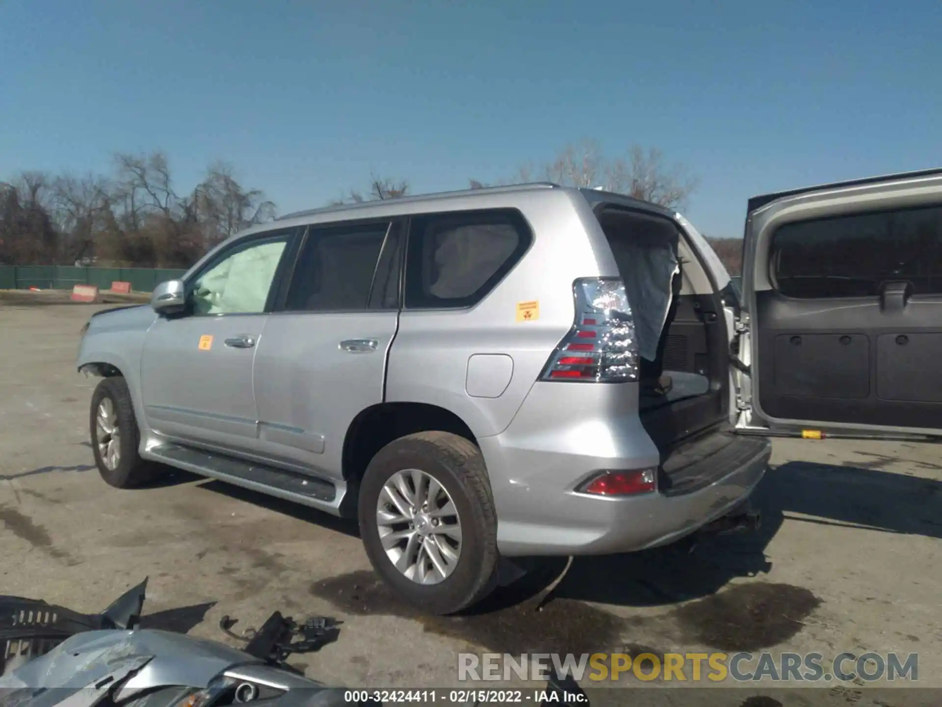 3 Photograph of a damaged car JTJBM7FX3K5222691 LEXUS GX 2019