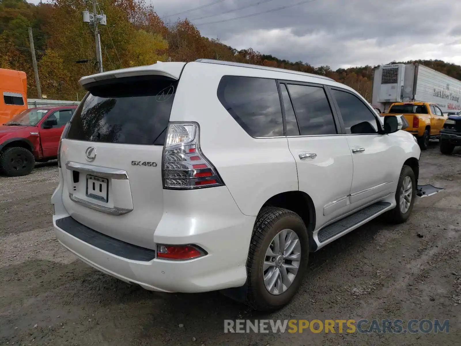 4 Photograph of a damaged car JTJBM7FX3K5228622 LEXUS GX 2019