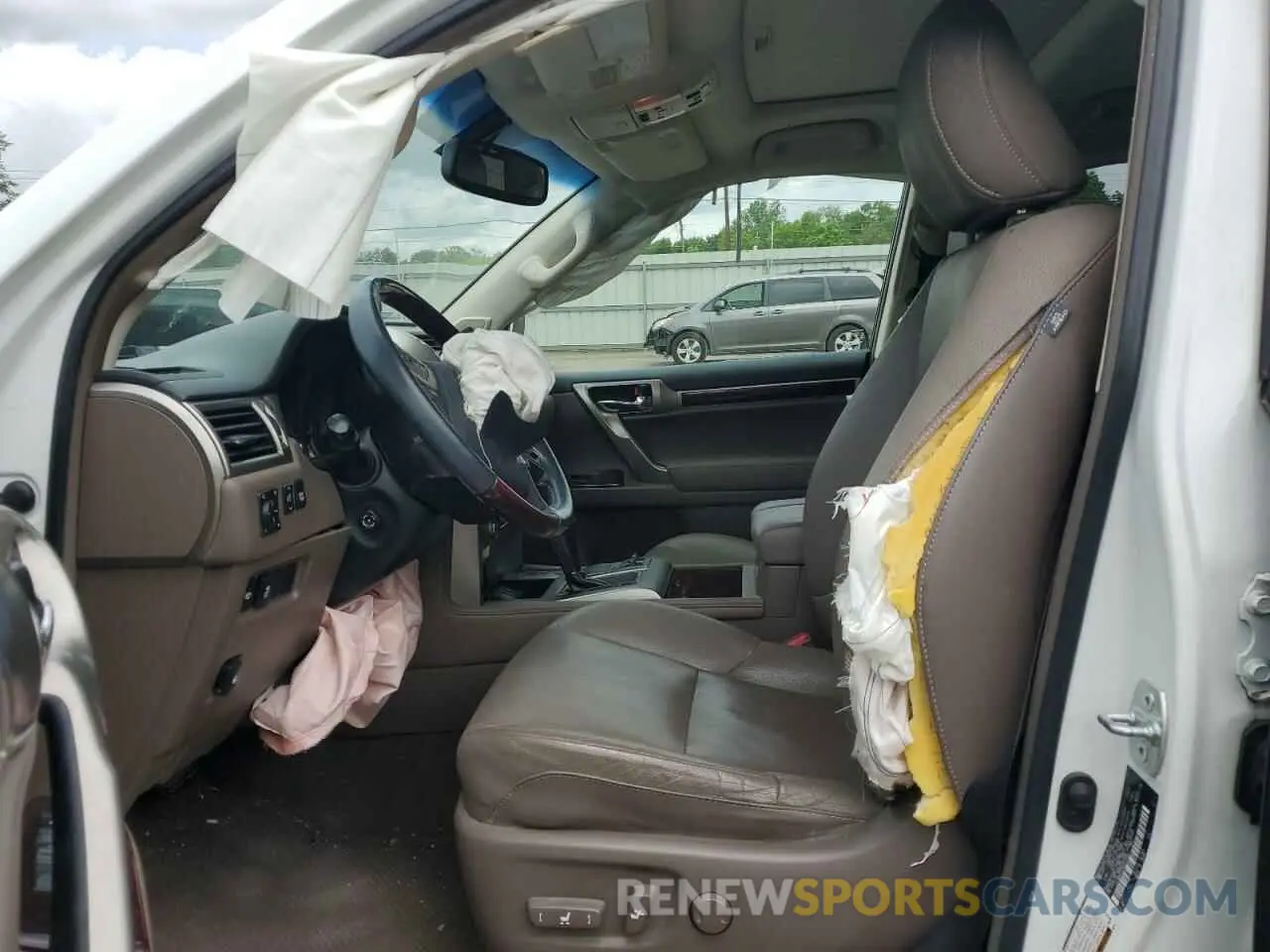 7 Photograph of a damaged car JTJBM7FX3K5237482 LEXUS GX 2019