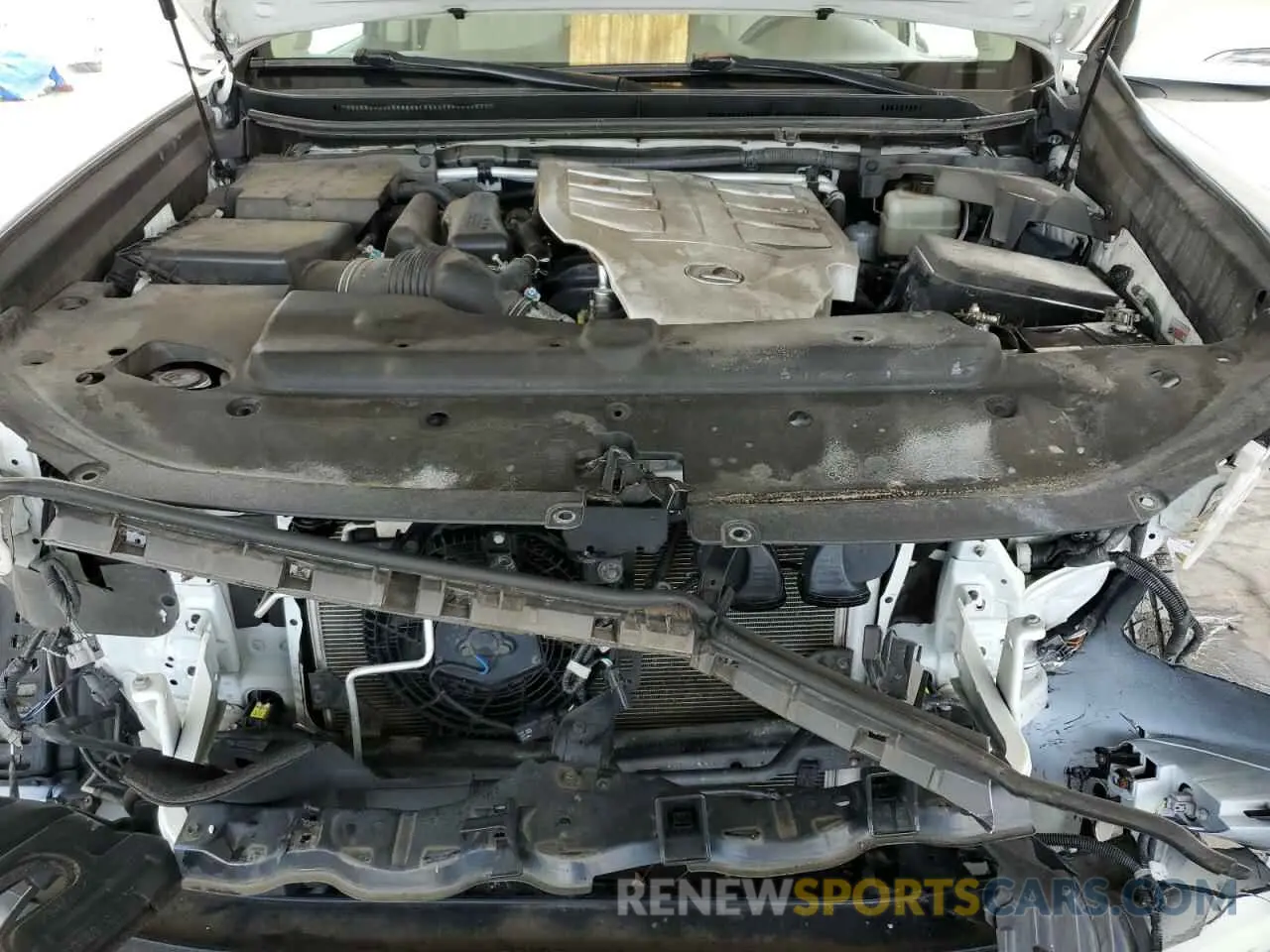 12 Photograph of a damaged car JTJBM7FX4K5210579 LEXUS GX 2019