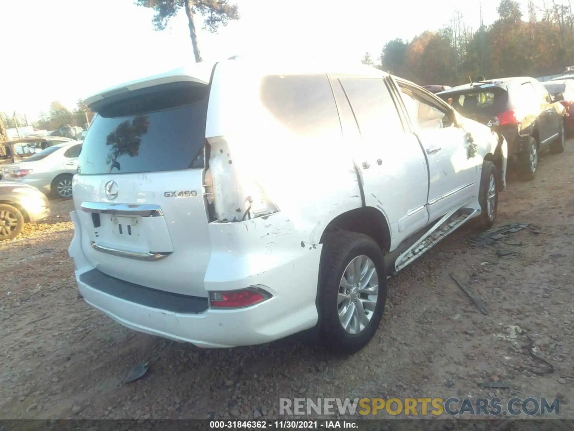 4 Photograph of a damaged car JTJBM7FX5K5214415 LEXUS GX 2019