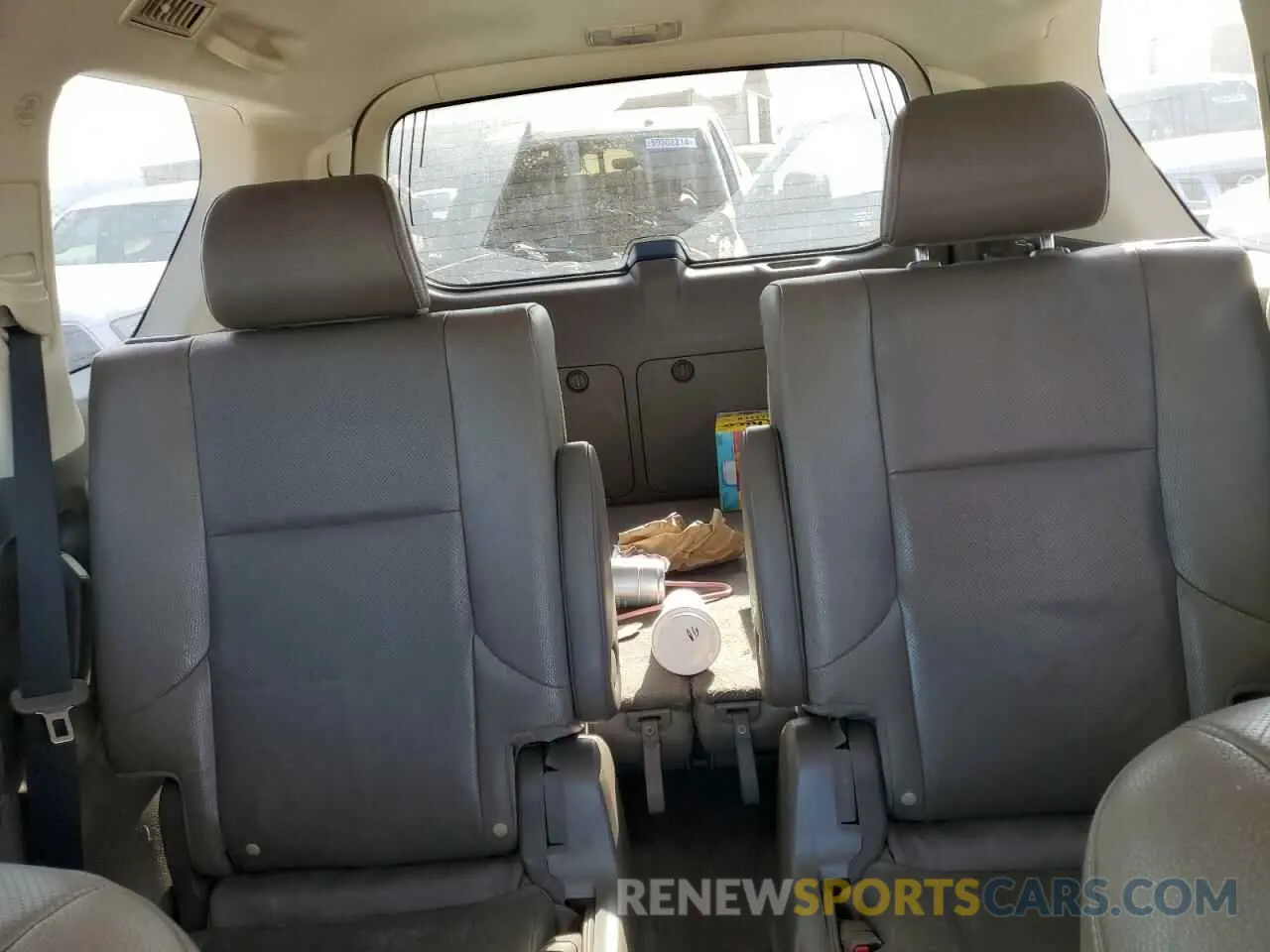 10 Photograph of a damaged car JTJBM7FX5K5215029 LEXUS GX 2019