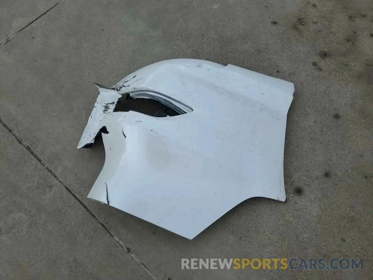13 Photograph of a damaged car JTJBM7FX5K5233076 LEXUS GX 2019