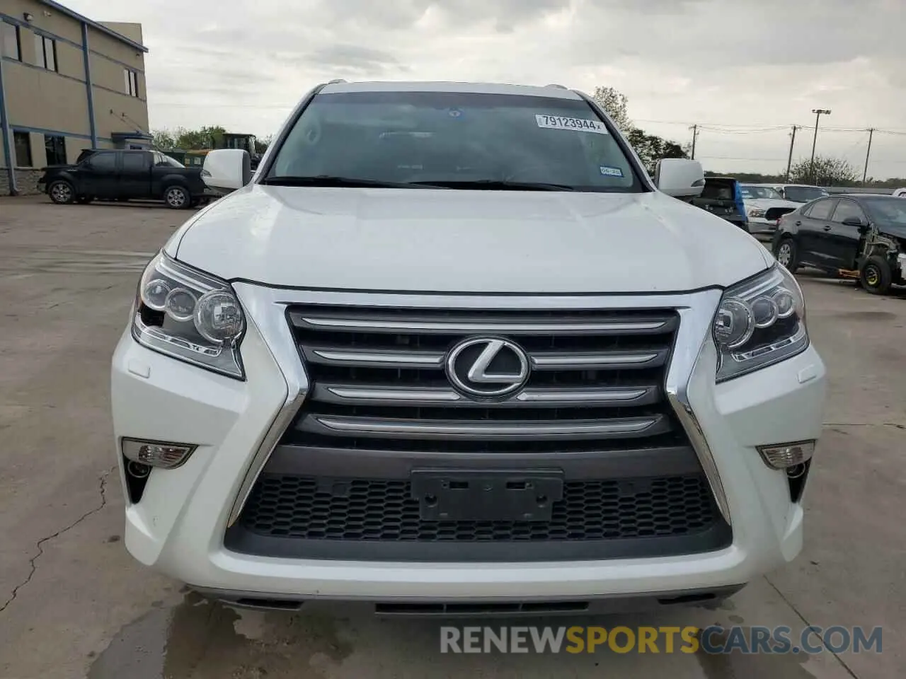 5 Photograph of a damaged car JTJBM7FX5K5233076 LEXUS GX 2019