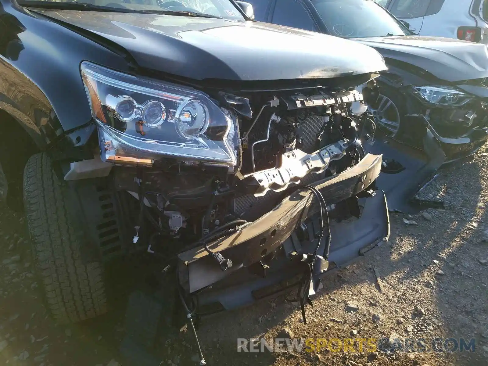 9 Photograph of a damaged car JTJBM7FX6K5211071 LEXUS GX 2019