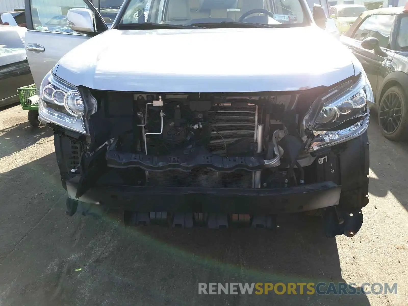 9 Photograph of a damaged car JTJBM7FX7K5211497 LEXUS GX 2019