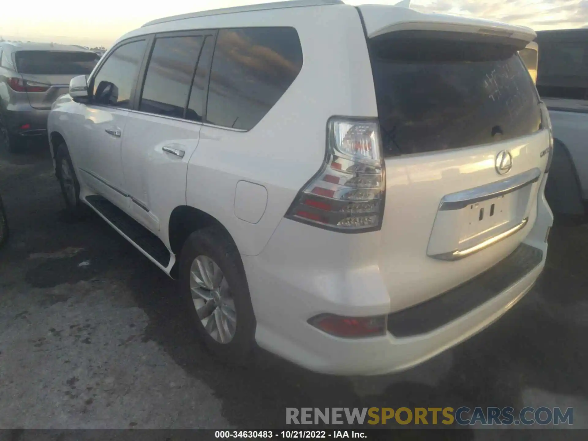 3 Photograph of a damaged car JTJBM7FX7K5225478 LEXUS GX 2019