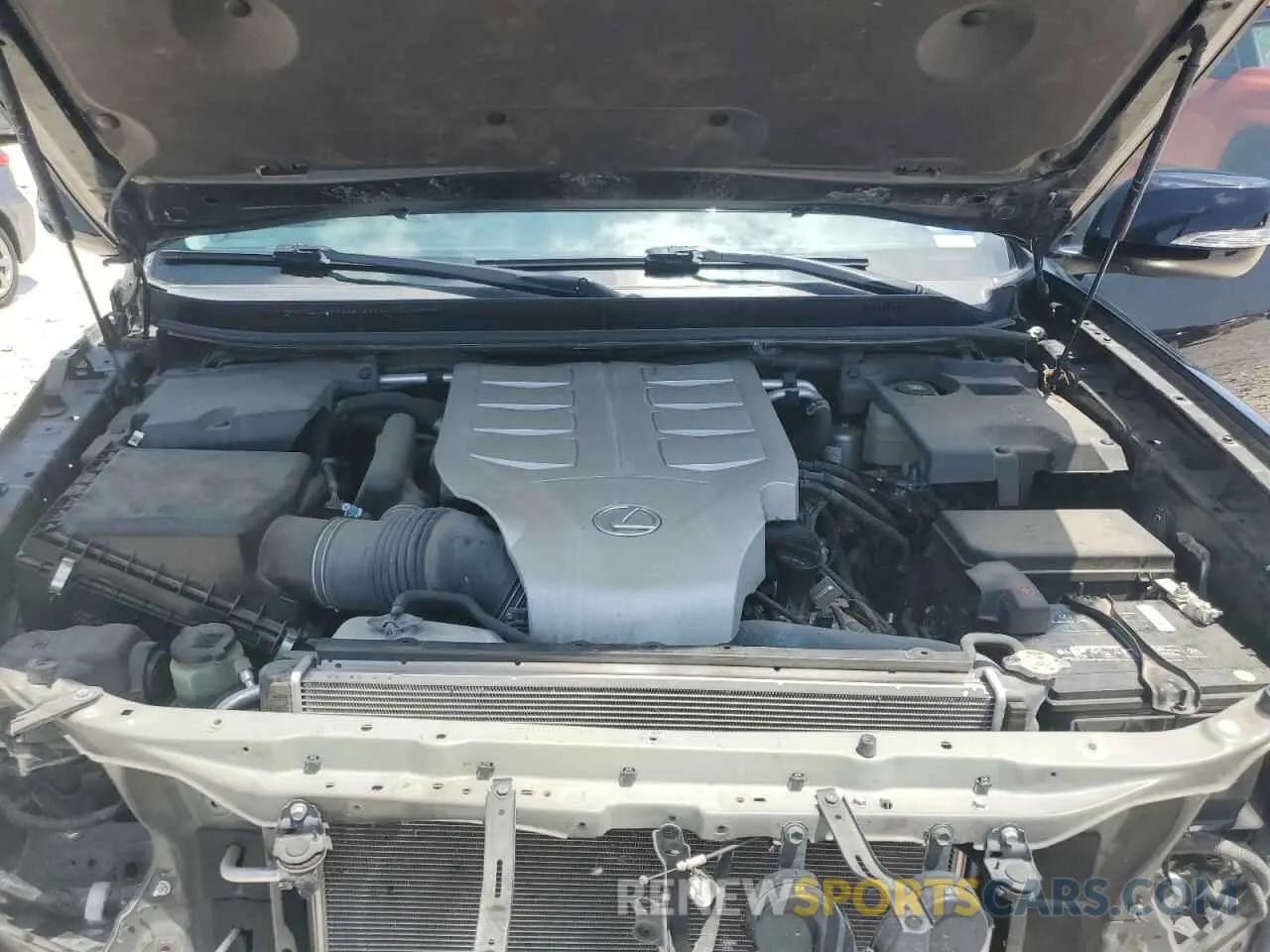 12 Photograph of a damaged car JTJBM7FX9K5234831 LEXUS GX 2019