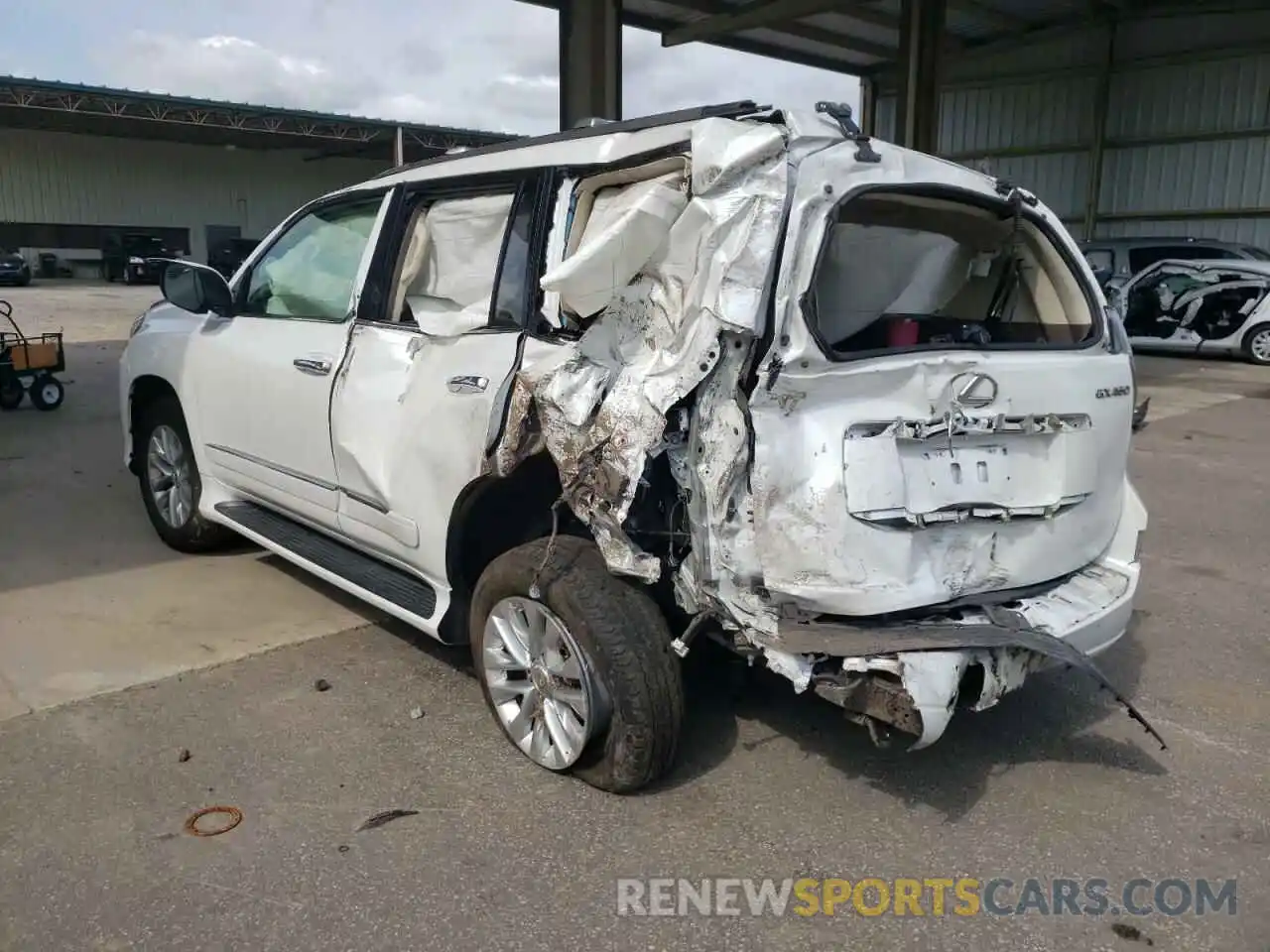 3 Photograph of a damaged car JTJBM7FX9K5236997 LEXUS GX 2019