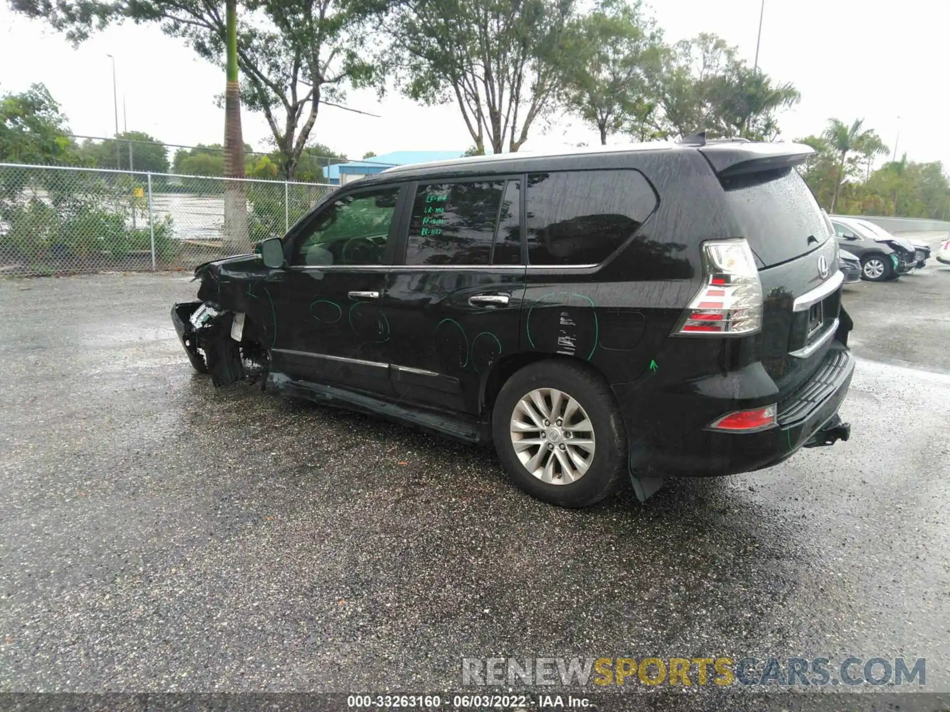 3 Photograph of a damaged car JTJBM7FX9K5239530 LEXUS GX 2019