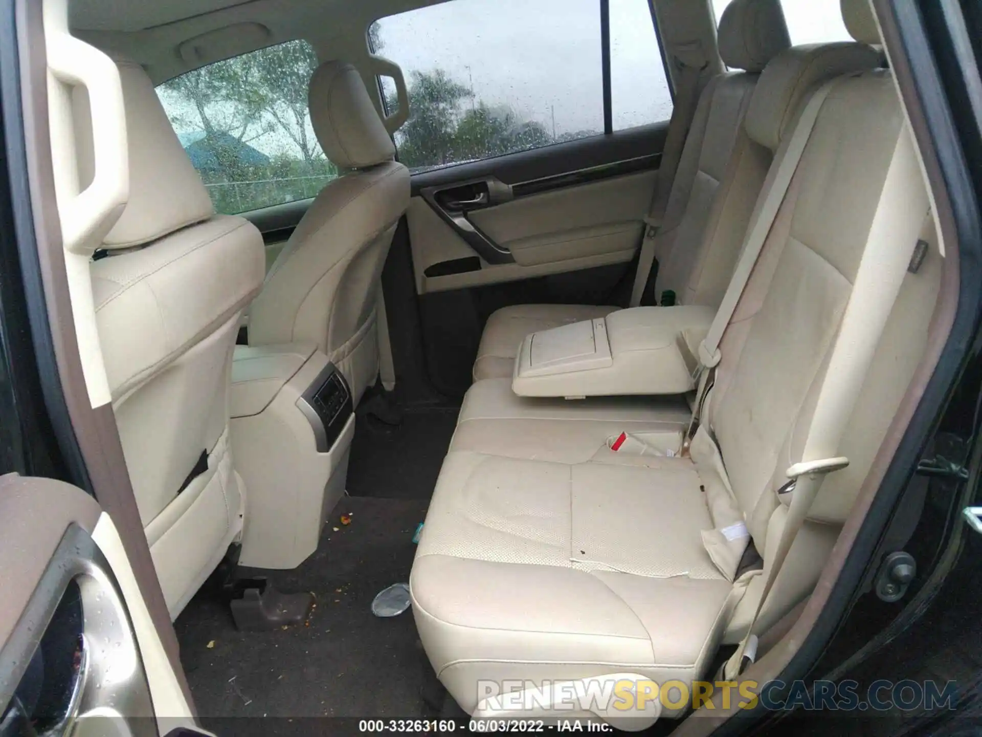 8 Photograph of a damaged car JTJBM7FX9K5239530 LEXUS GX 2019