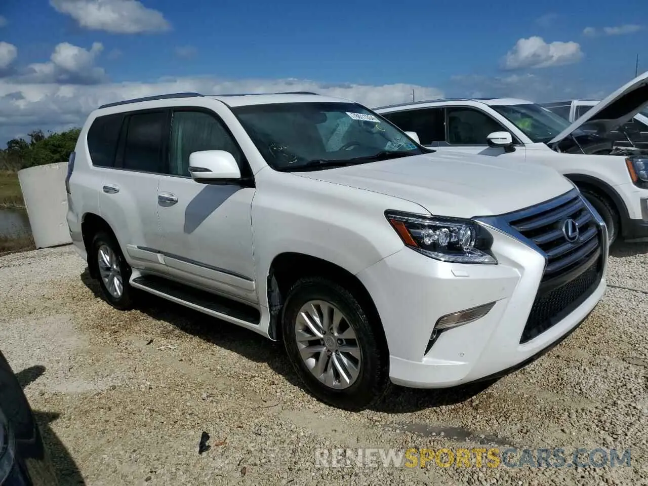 4 Photograph of a damaged car JTJBM7FXXK5215558 LEXUS GX 2019