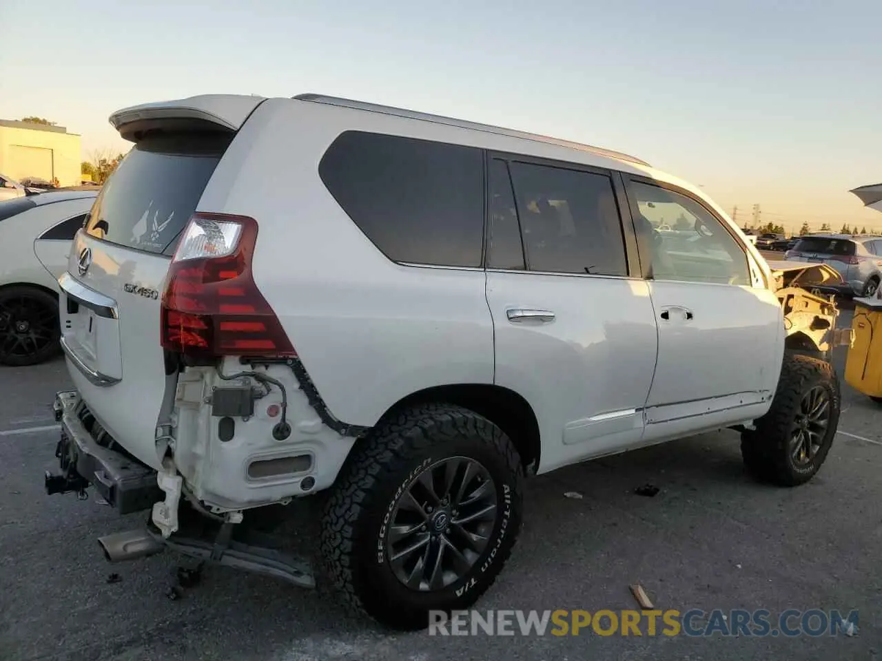 3 Photograph of a damaged car JTJBM7FXXK5229007 LEXUS GX 2019