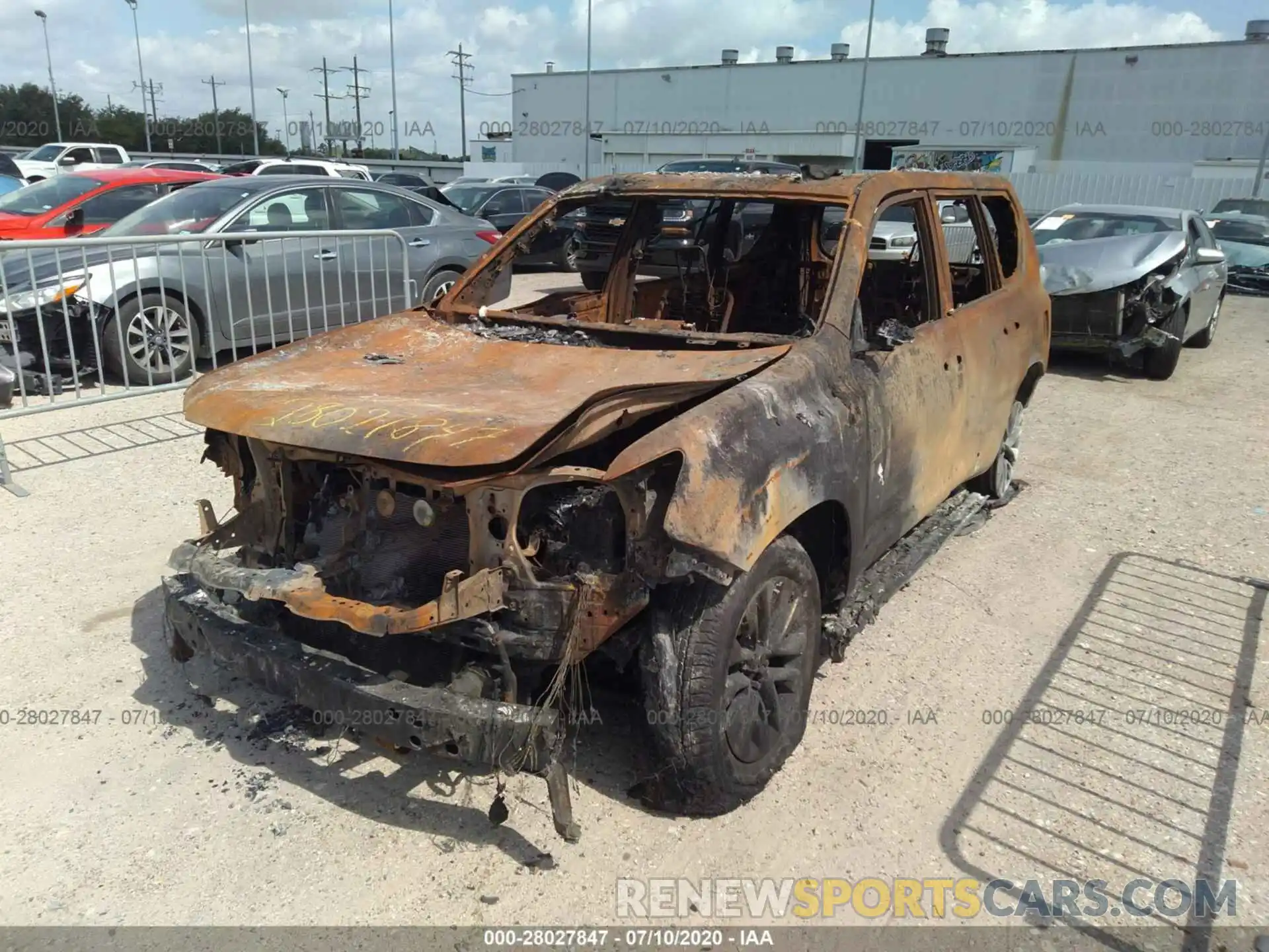 2 Photograph of a damaged car JTJJM7FX1K5212138 LEXUS GX 2019