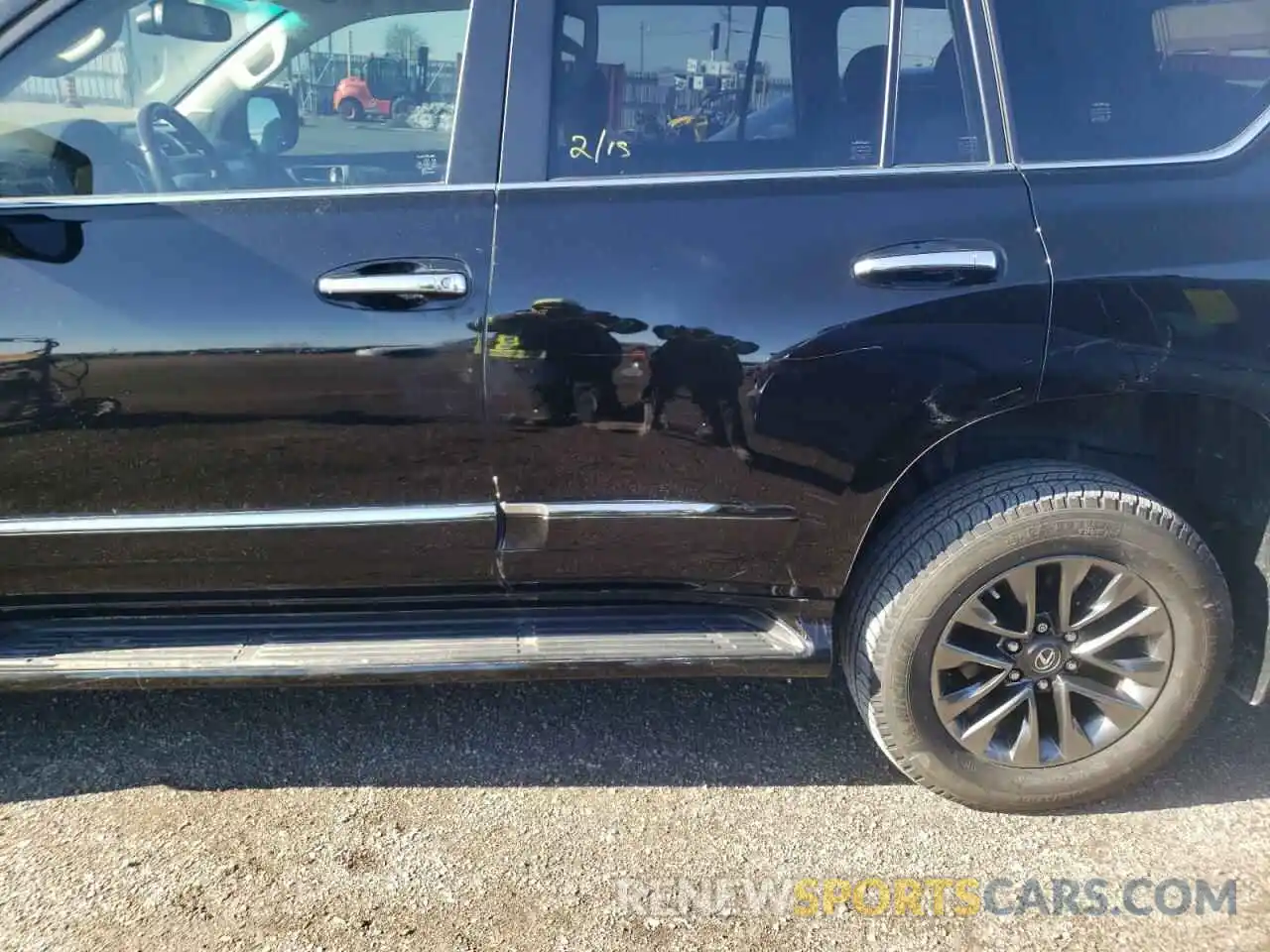 9 Photograph of a damaged car JTJJM7FX3K5226879 LEXUS GX 2019