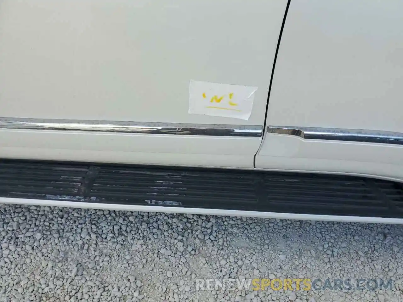 9 Photograph of a damaged car JTJJM7FX9K5239832 LEXUS GX 2019