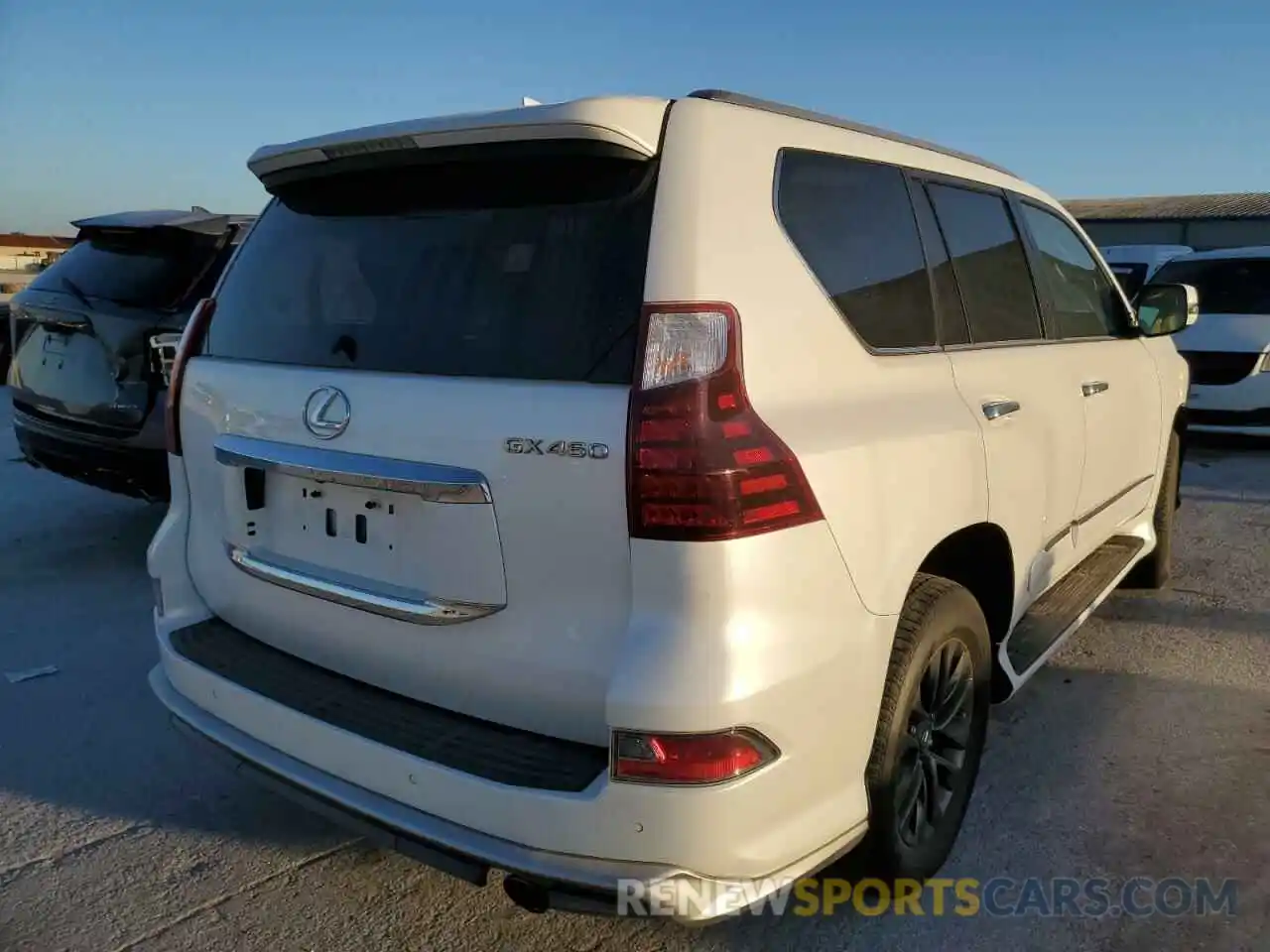 4 Photograph of a damaged car JTJJM7FXXK5225065 LEXUS GX 2019