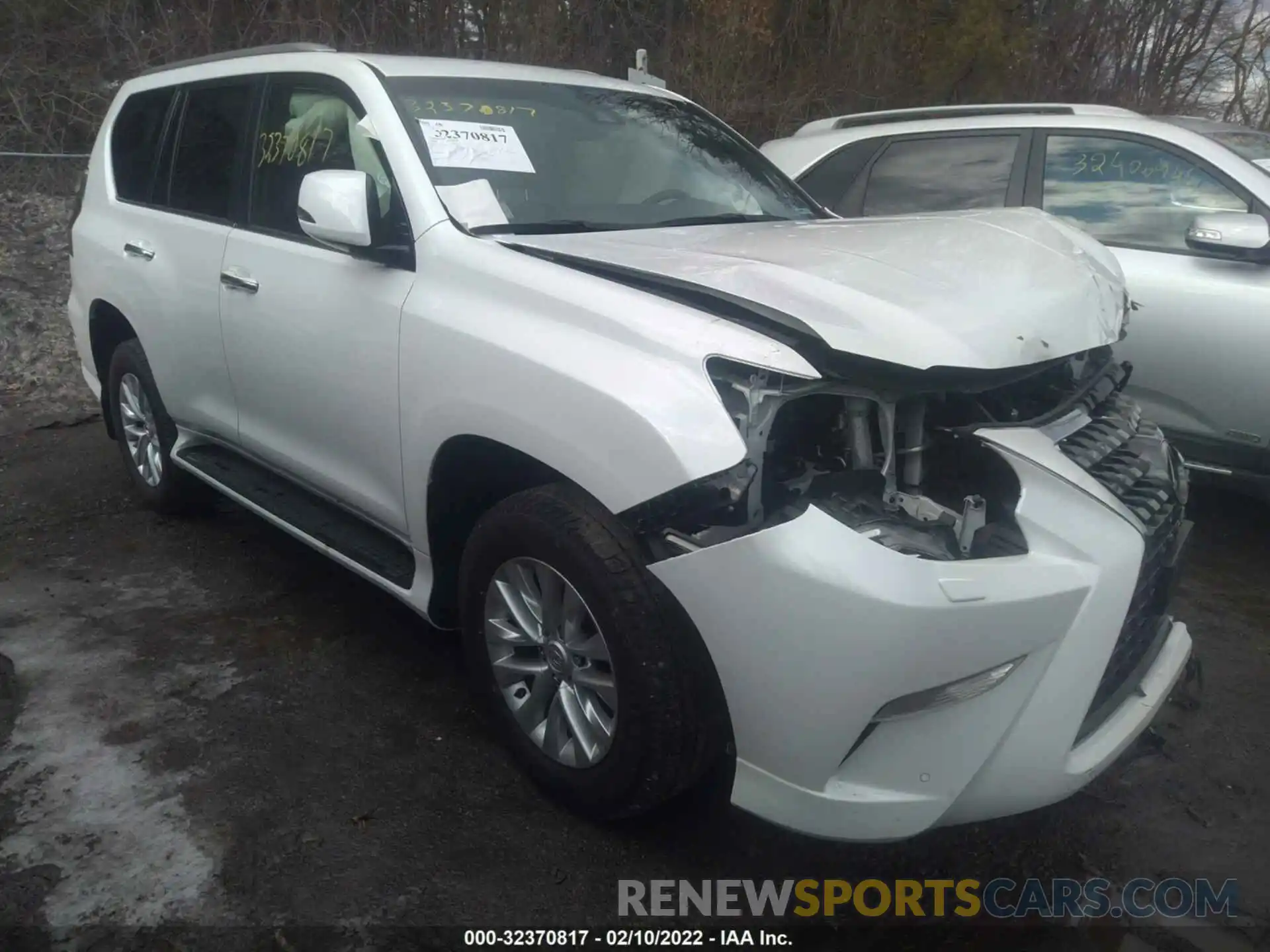 1 Photograph of a damaged car JTJAM7BX0L5252315 LEXUS GX 2020