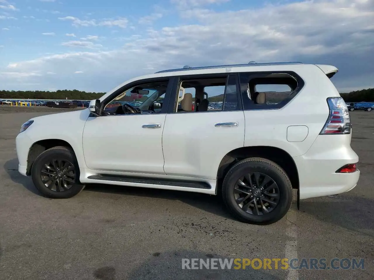 2 Photograph of a damaged car JTJAM7BX2L5263283 LEXUS GX 2020