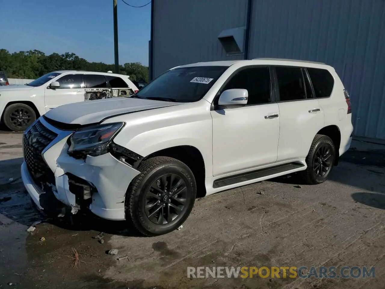 1 Photograph of a damaged car JTJAM7BX3L5255631 LEXUS GX 2020