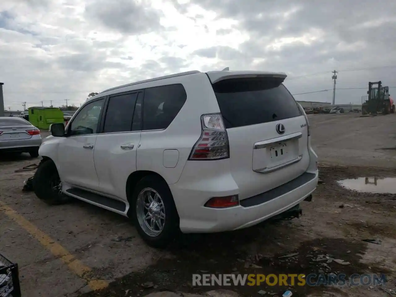 3 Photograph of a damaged car JTJAM7BX4L5245710 LEXUS GX 2020