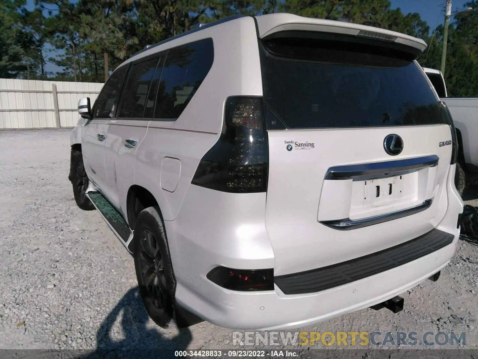 3 Photograph of a damaged car JTJAM7BX4L5249739 LEXUS GX 2020